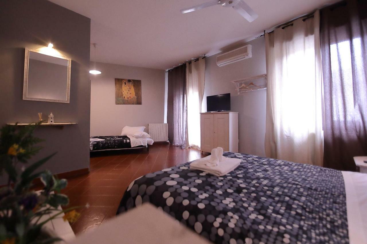 Sk Home Peschiera del Garda Exterior photo